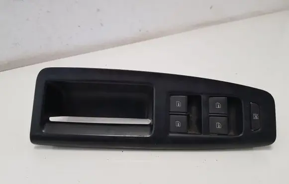Volkswagen Polo IV 9N3 Electric window control switch 6Q1867171F