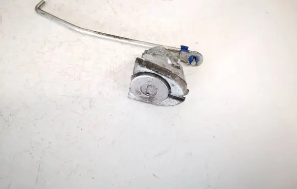 Nissan Note (E12) Front door lock (next to the handle) 
