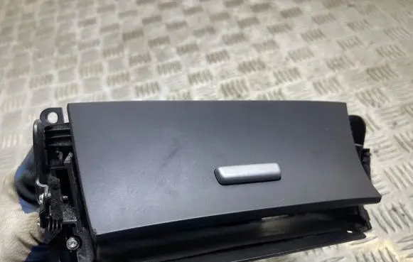Ford S-MAX Glove box central console 240539MB284AC 241116108052 CD539