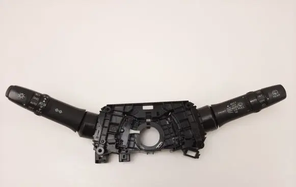 Mitsubishi Outlander Indicator stalk 17G688