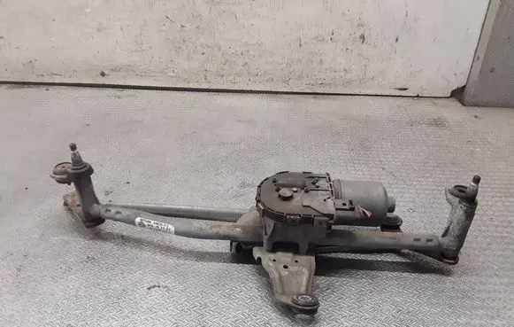 Volkswagen PASSAT CC Front wiper linkage and motor 3C8955023B