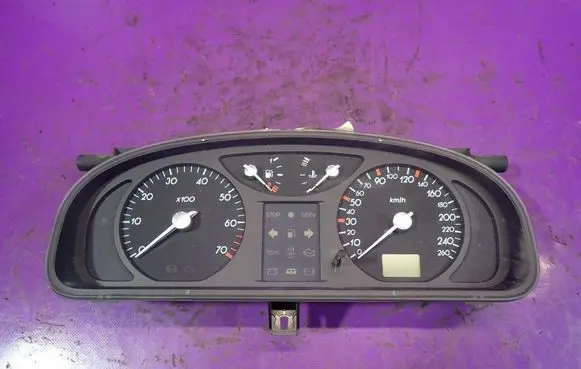 Renault Laguna II Speedometer (instrument cluster) 