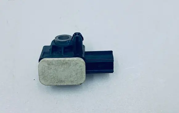 Volvo XC60 Airbag deployment crash/impact sensor 31334336