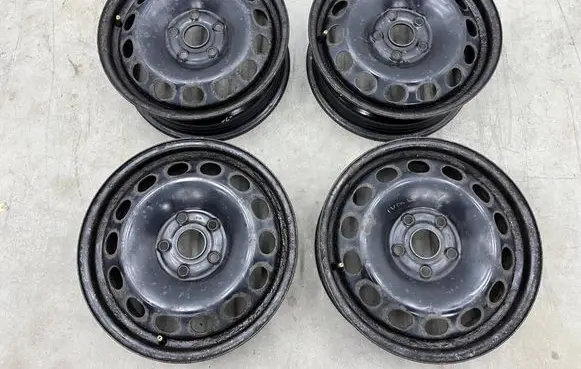 Seat Leon (1P) R16 steel rim mwd16044