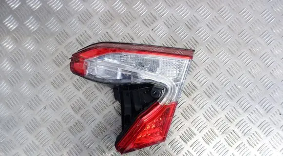 Toyota C-HR I Tailgate rear/tail lights 81580F401000