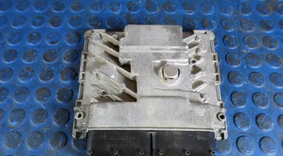 Skoda Octavia Mk3 (5E) Engine control unit/module CART06K907425B 06K907425B 5WA180040