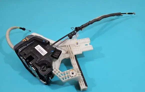 Hyundai Elantra VI Rear door lock 81410-F2000 IMPRK1518900