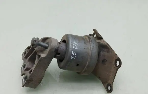 Engine mount bracket