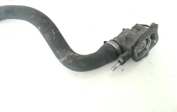 Mercedes-Benz C AMG W204 Engine coolant pipe/hose a6462001115 a2045010582