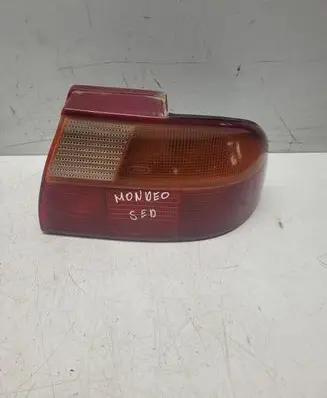 Ford Mondeo MK I Rear/tail lights 93BG13N004AA