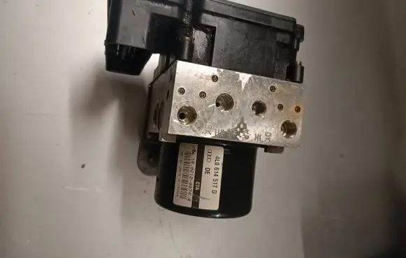 Audi Q7 4L ABS Pump 4L0614517D 10092603093 10061335201