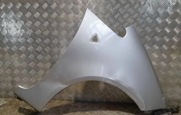 Mitsubishi Colt Fender