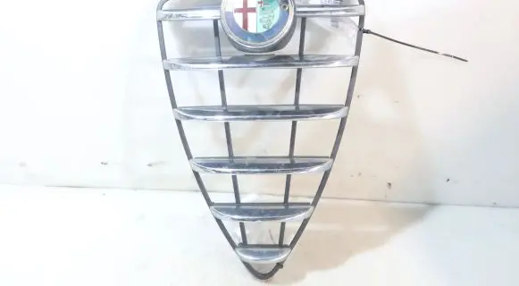 Alfa Romeo Mito Front grill