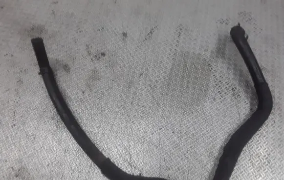 Volkswagen Multivan T5 Engine coolant pipe/hose
