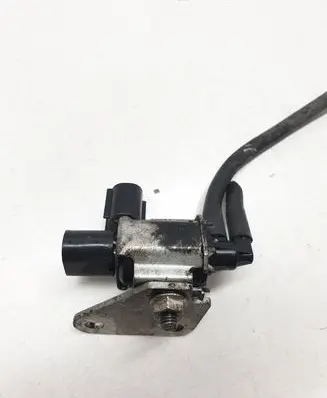 Mitsubishi Outlander Vacuum valve K5T82185