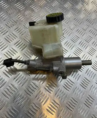 Mercedes-Benz E W212 Master brake cylinder A2044300102