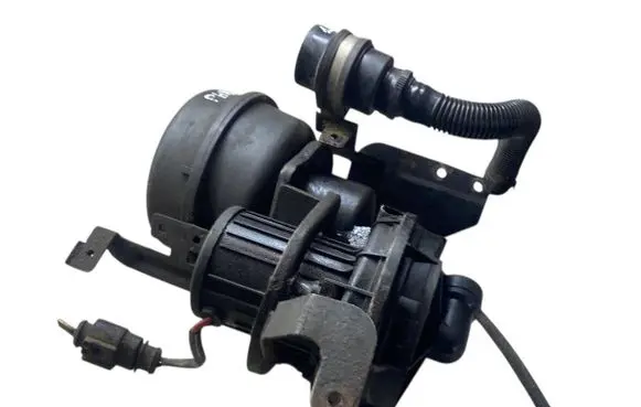Volkswagen Phaeton Secondary air pump 07C959253C 3D0131085C