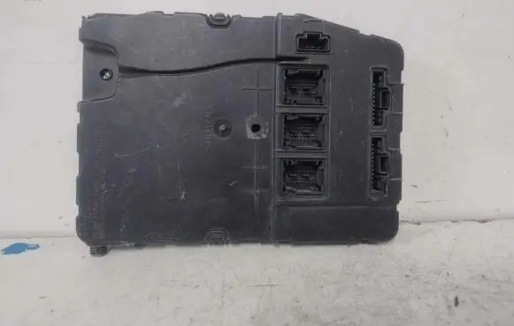 Renault Megane II BSM Control unit 8200433200