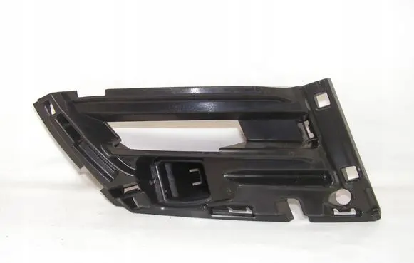 Skoda Octavia Mk3 (5E) Front bumper mounting bracket 5E0807723A