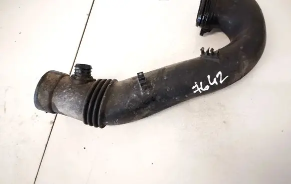 BMW 5 E39 Intercooler hose/pipe 13712248154 1371-2248154