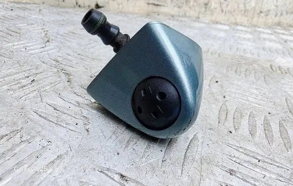 BMW X5 E53 Headlight washer spray nozzle 8252746