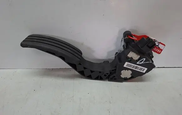 Renault Megane III Accelerator throttle pedal S27645299 180020022R