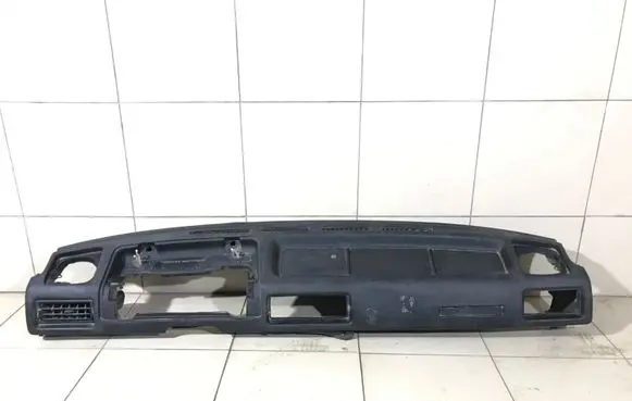 Audi Coupe Dashboard 811857069 857857003B