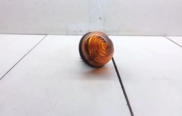 Land Rover Defender Front indicator light E116267