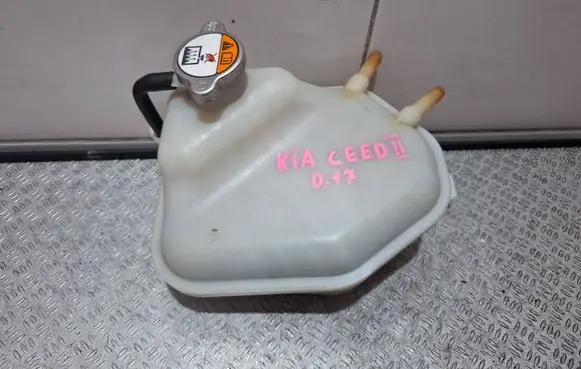 KIA Ceed Fuel expansion tank 25430A2400