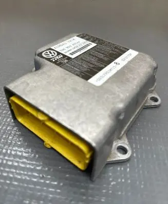 Volkswagen PASSAT B7 Engine control unit/module 5N0959655AA 221098118 24H17S2018