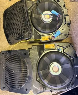 BMW 5 F10 F11 Subwoofer speaker 9169688 48008202