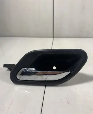BMW 5 E39 Front door interior handle 8226049