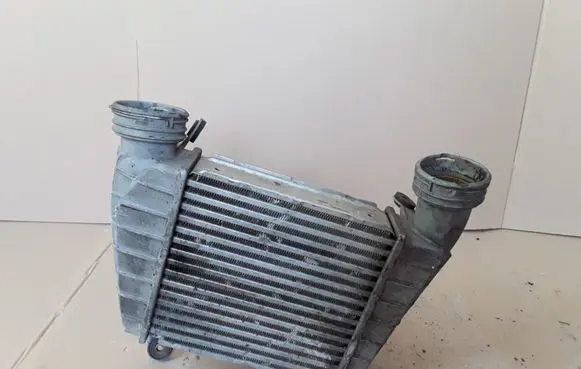 Volkswagen Phaeton Intercooler radiator 3D0145785