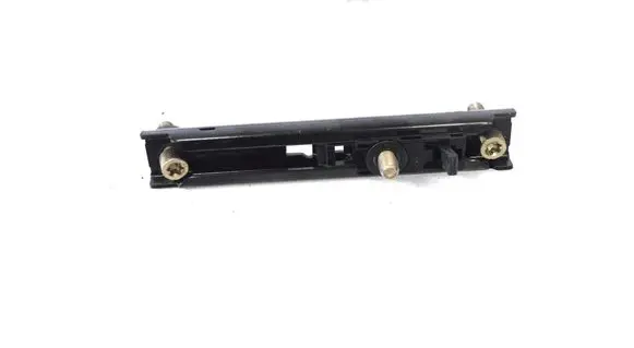 Land Rover Range Rover L322 Seat belt height adjuster 7072694
