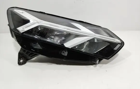 Dacia Jogger Headlight/headlamp 260107978R
