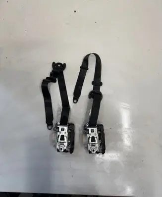Audi e-tron Set of seat belts 4KE857705