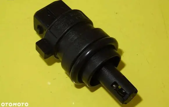 Audi A4 S4 B5 8D Intake air temperature sensor 028906081