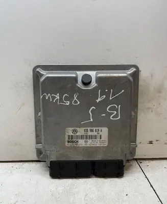 Audi A4 S4 B5 8D Engine control unit/module 038906019A