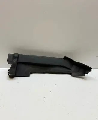 Audi Q7 4M Fender end trim 4M0821170C