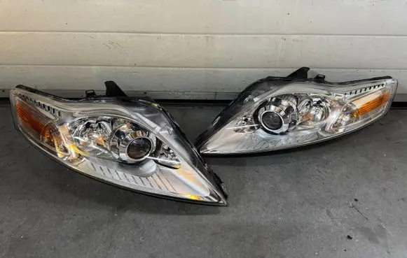 Headlight/headlamp