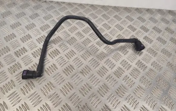 Volvo V60 Engine coolant pipe/hose 31293991