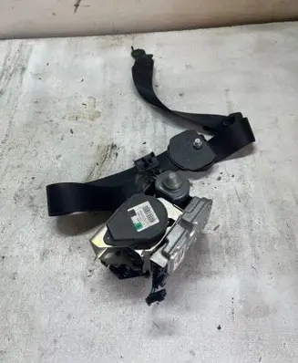 Mercedes-Benz E W211 Front seatbelt 602208100 008L000