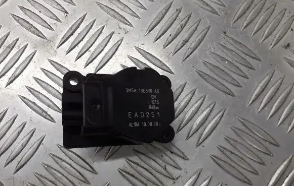 Ford Focus A/C air flow flap actuator/motor 3M5H-19E616-AB