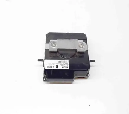 Volvo XC90 GPS navigation control unit/module 30657807 2204321B