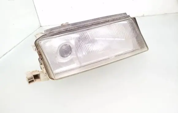 Skoda Octavia Mk1 (1U) Headlight/headlamp 24608600RE 1U0941295