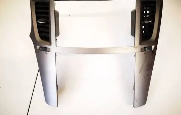 Subaru Legacy Dash center air vent grill