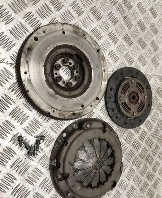 Fiat 500L Clutch set kit 55250048 55250078 C0403475