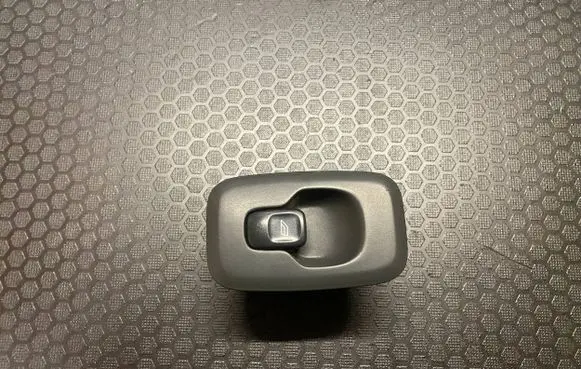 Volvo XC90 Electric window control switch 8685288