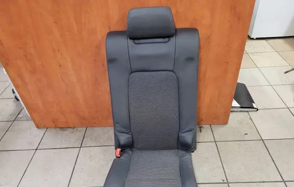 Chevrolet Captiva Rear seat 