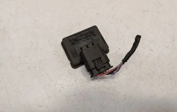 BMW 7 F01 F02 F03 F04 Fuel temperature sensor 16137333588 16137274148